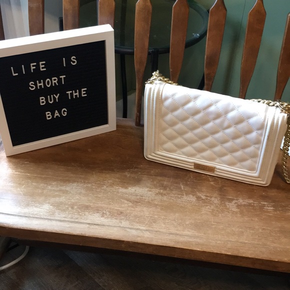 BCBG Handbags - BCBG quilted handbag